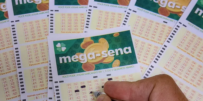 Mega-Sena sorteia prêmio acumulado de R$ 38 milhões neste domingo mega-sena-sorteia-premio-acumulado-de-r$-38-milhoes-neste-domingo